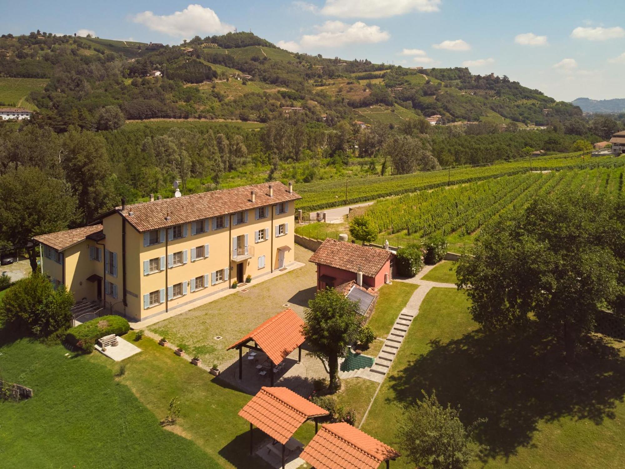 Vila Vigna Dell'Acqua Santo Stefano Belbo Exteriér fotografie