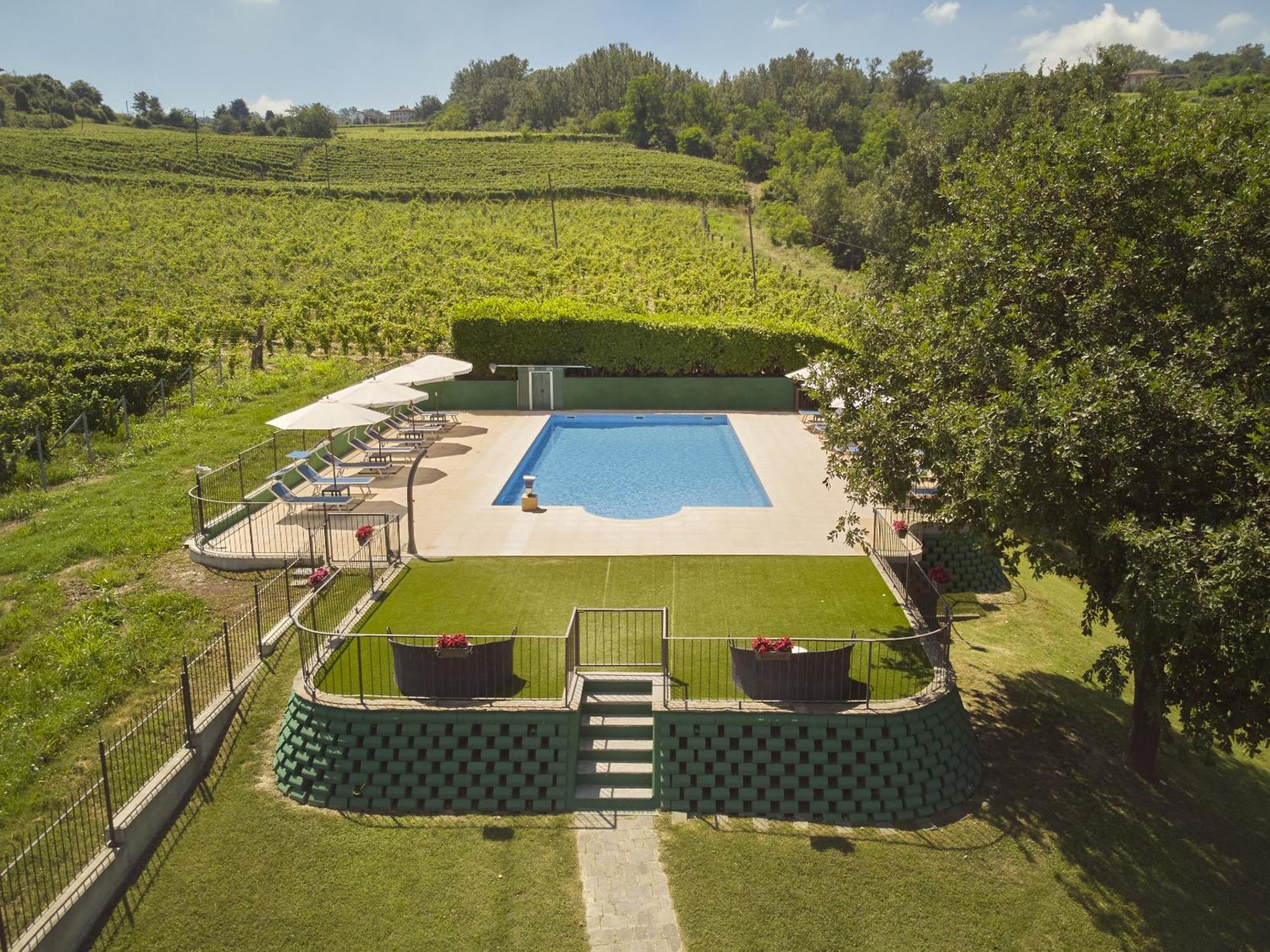 Vila Vigna Dell'Acqua Santo Stefano Belbo Exteriér fotografie